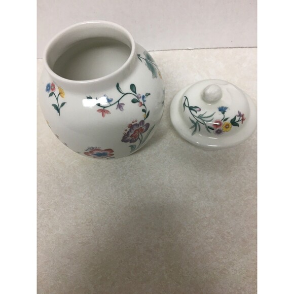 Laura Ashley Chinese Silk Creamer and Covered Sugar Set Made In England. - Picture 8 of 10